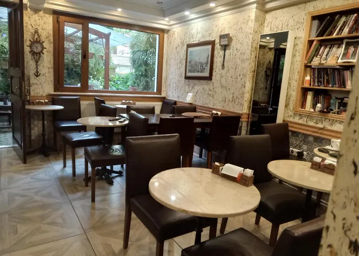 Hotel Kosk Kadikoy 3*