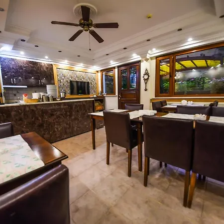 Hotel Kosk Kadikoy 3*